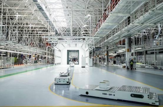引领行业创造未来 一汽解放J7整车智能工厂落成投产